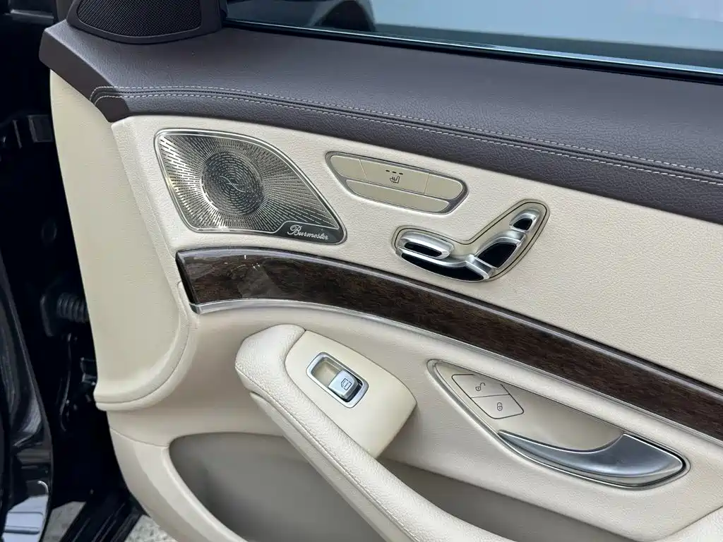 Mercedes-Benz S-Class — миниатюра 33