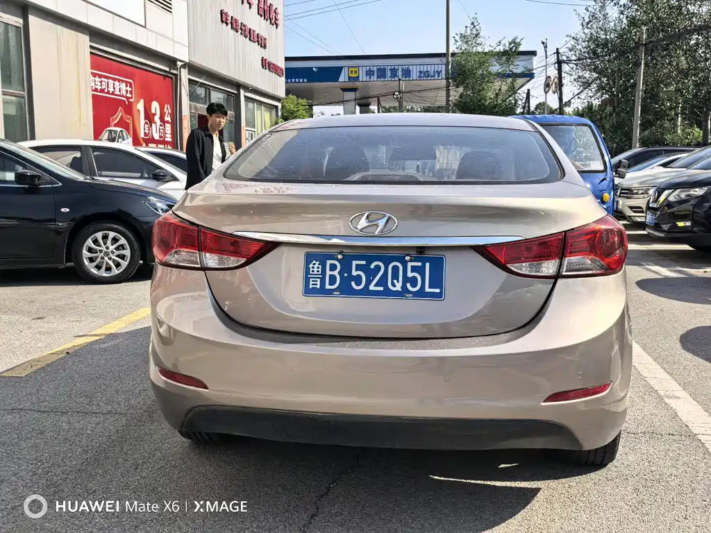 Hyundai Elantra Langdong — миниатюра 8