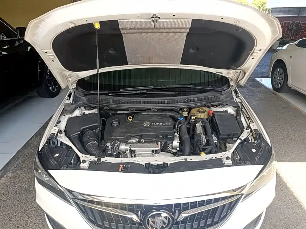 Buick Verano — миниатюра 20