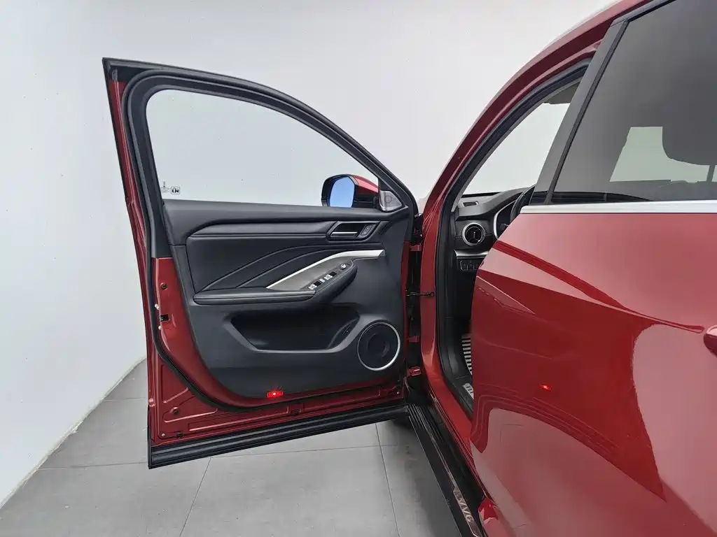 Wey Wey VV6 — миниатюра 8