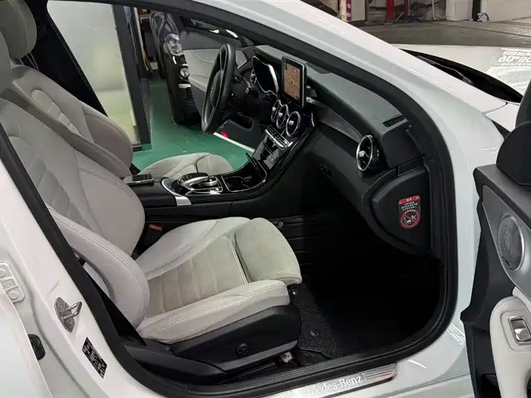 Mercedes-Benz C-Class C 2018 C 300 Sport