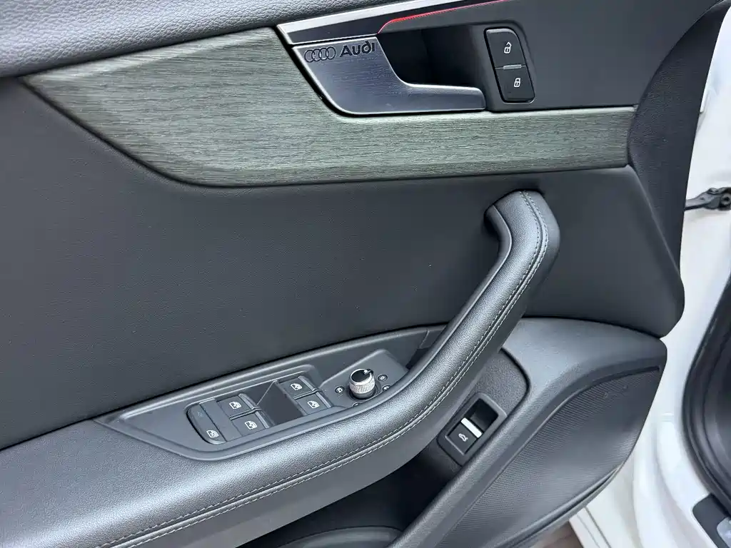 Audi A4L — миниатюра 7