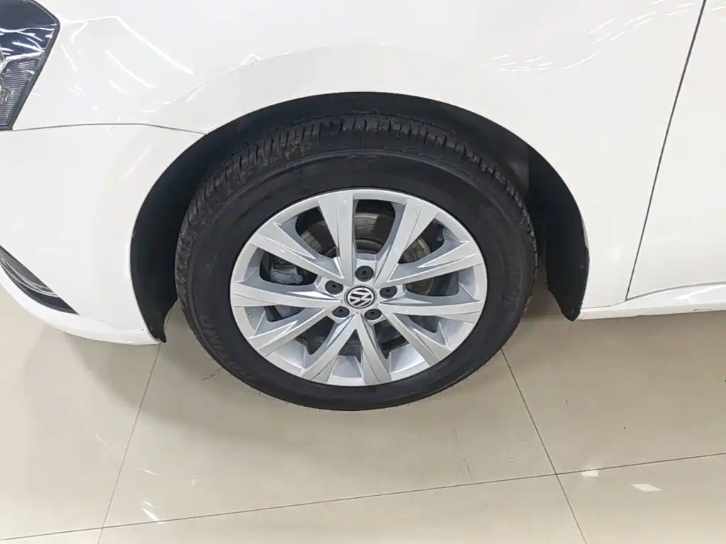 Volkswagen Lavida — миниатюра 23