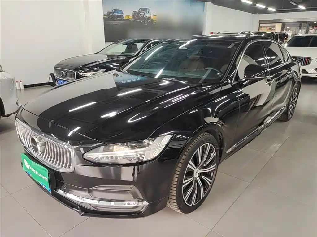 Volvo S90 2023