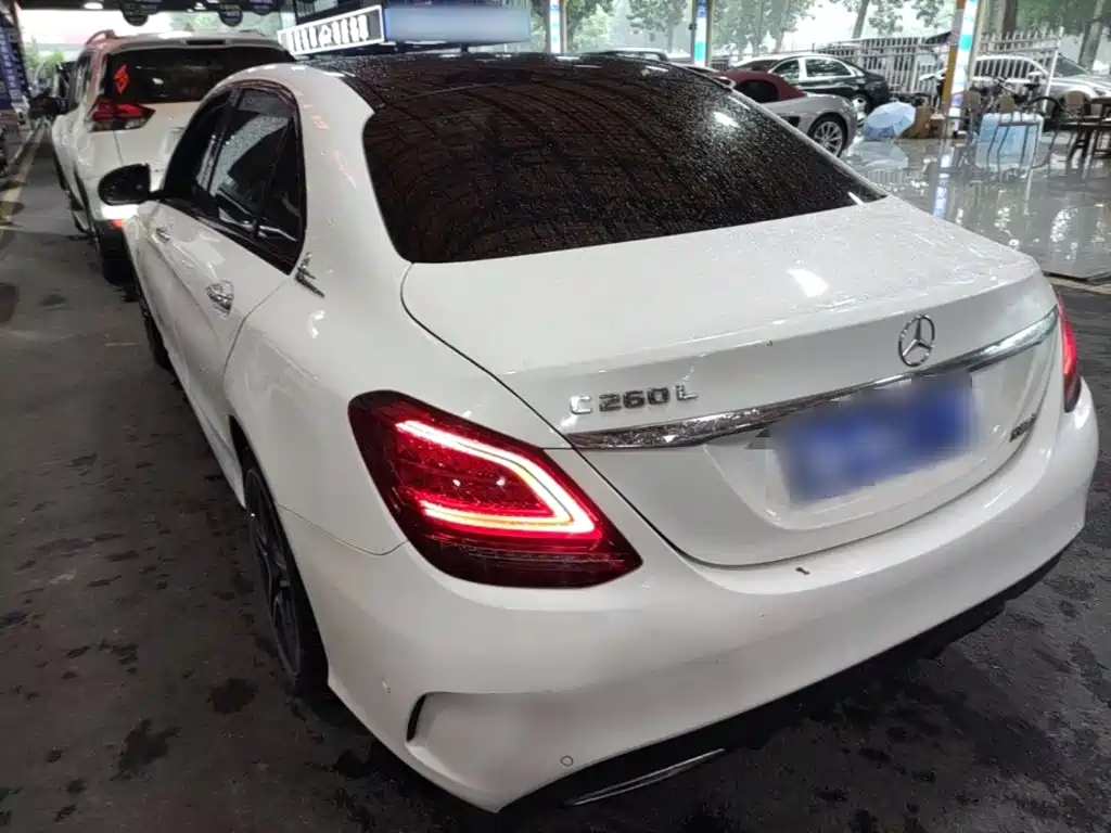 Mercedes-Benz C-Class — миниатюра 5