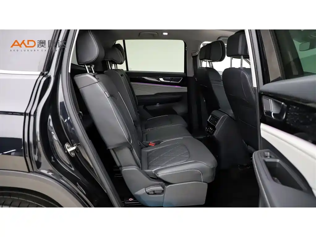Volkswagen Teramont — миниатюра 8