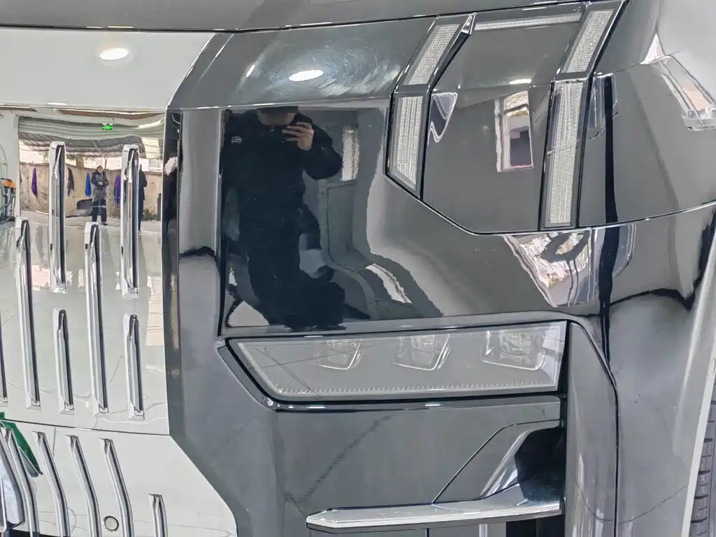 ZEEKR EXTREME KRYPTON 009