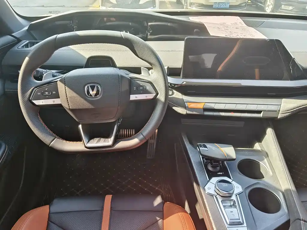 Changan UNI-V — миниатюра 7