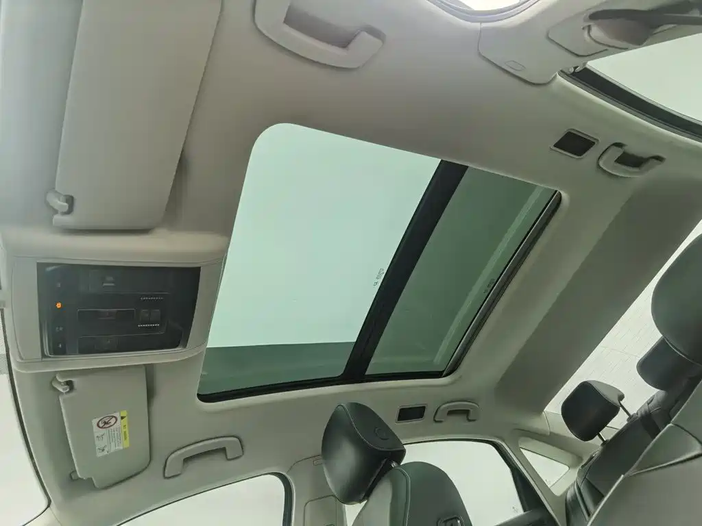 Volkswagen Passat — миниатюра 14