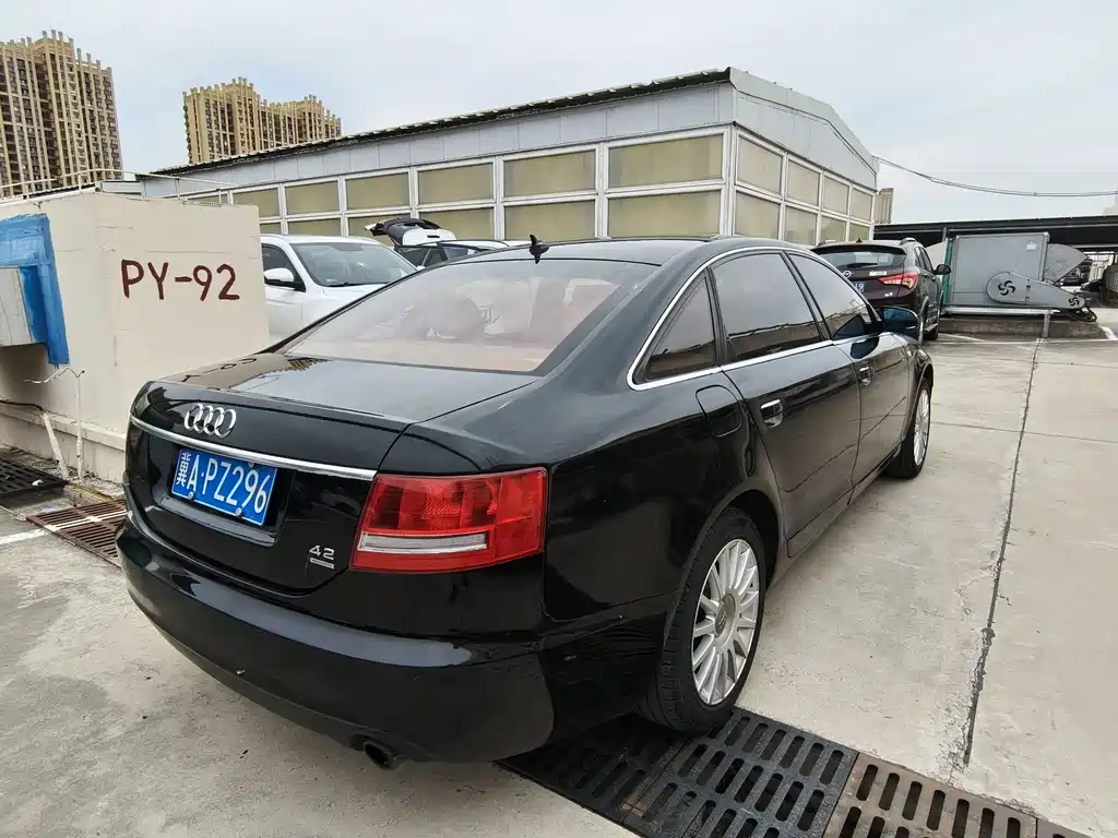 Audi A6L 2006 4.2 FSI quattro Flagship
