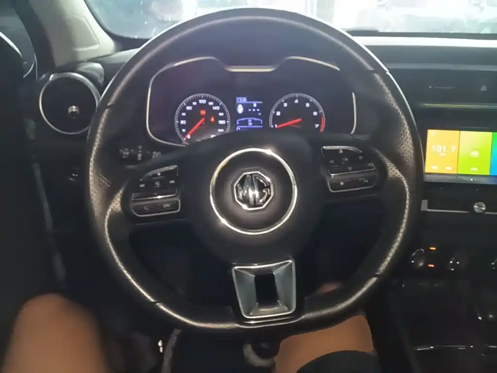 MG ZS — миниатюра 11