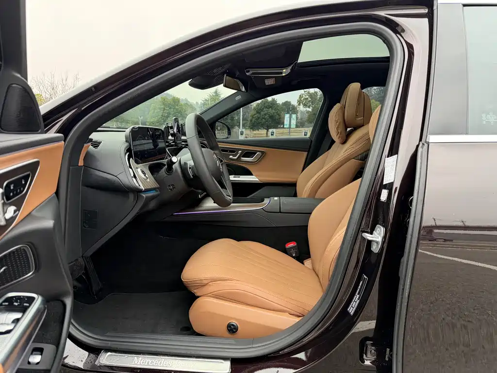 Mercedes-Benz E-Class E 2024 E 300 L Fashion