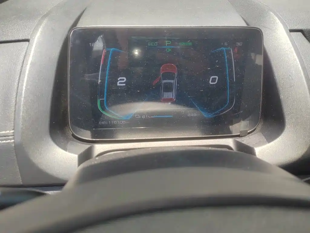 BYD Yuan EV — миниатюра 4