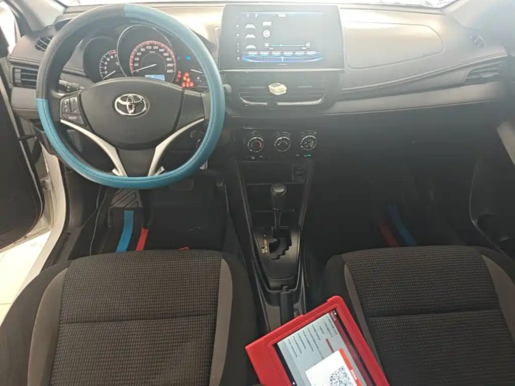 Toyota Vios FS — миниатюра 10