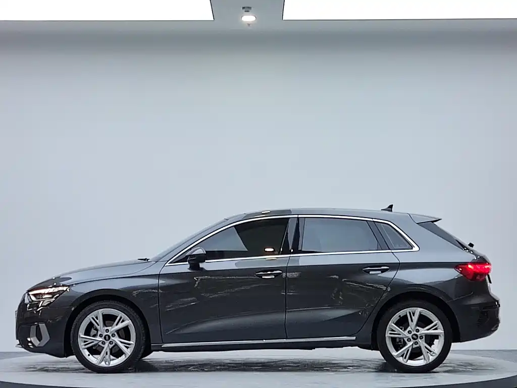 Audi A3 — миниатюра 4