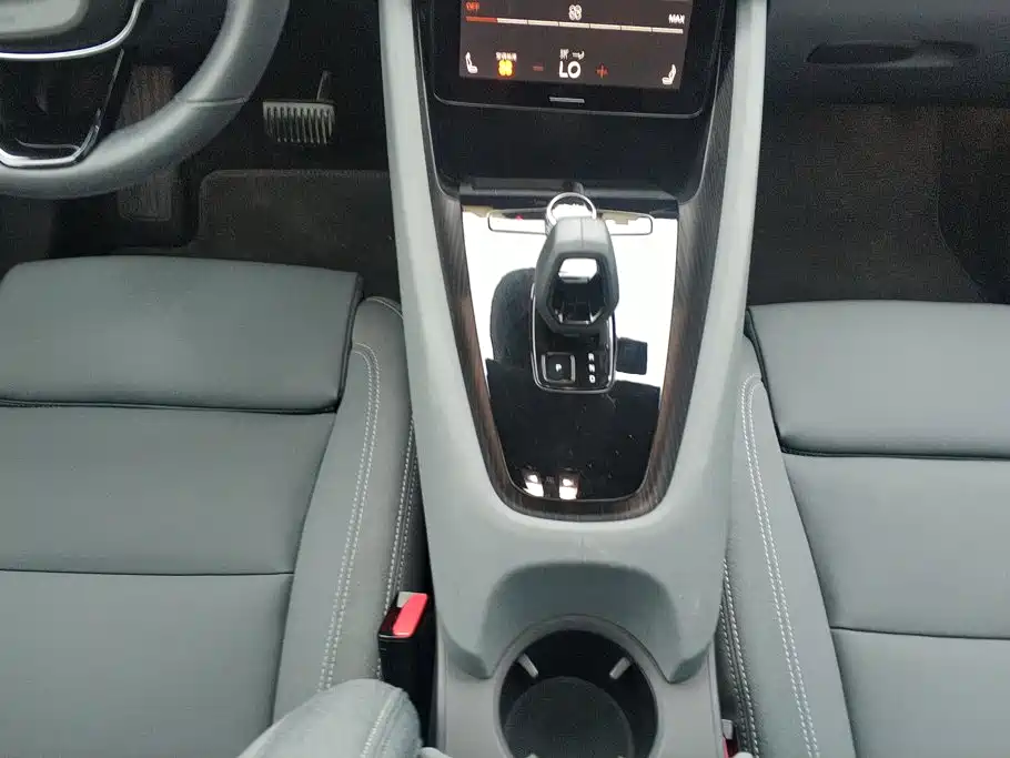 Polestar Polestar 2 — миниатюра 16