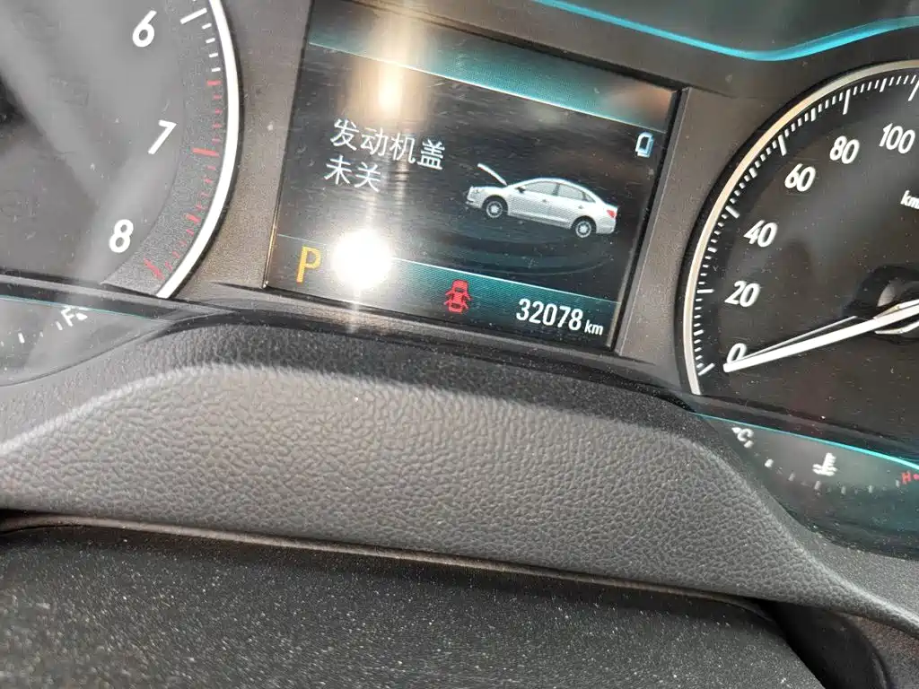 Buick Excelle — миниатюра 5