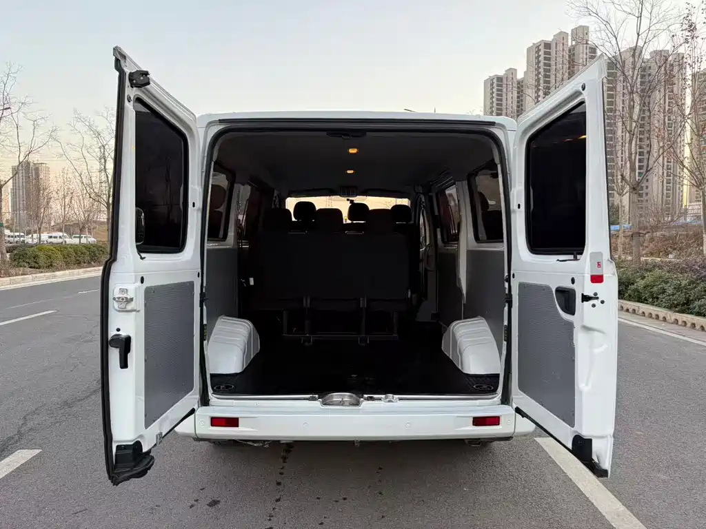 SAIC MAXUS XINTU V80