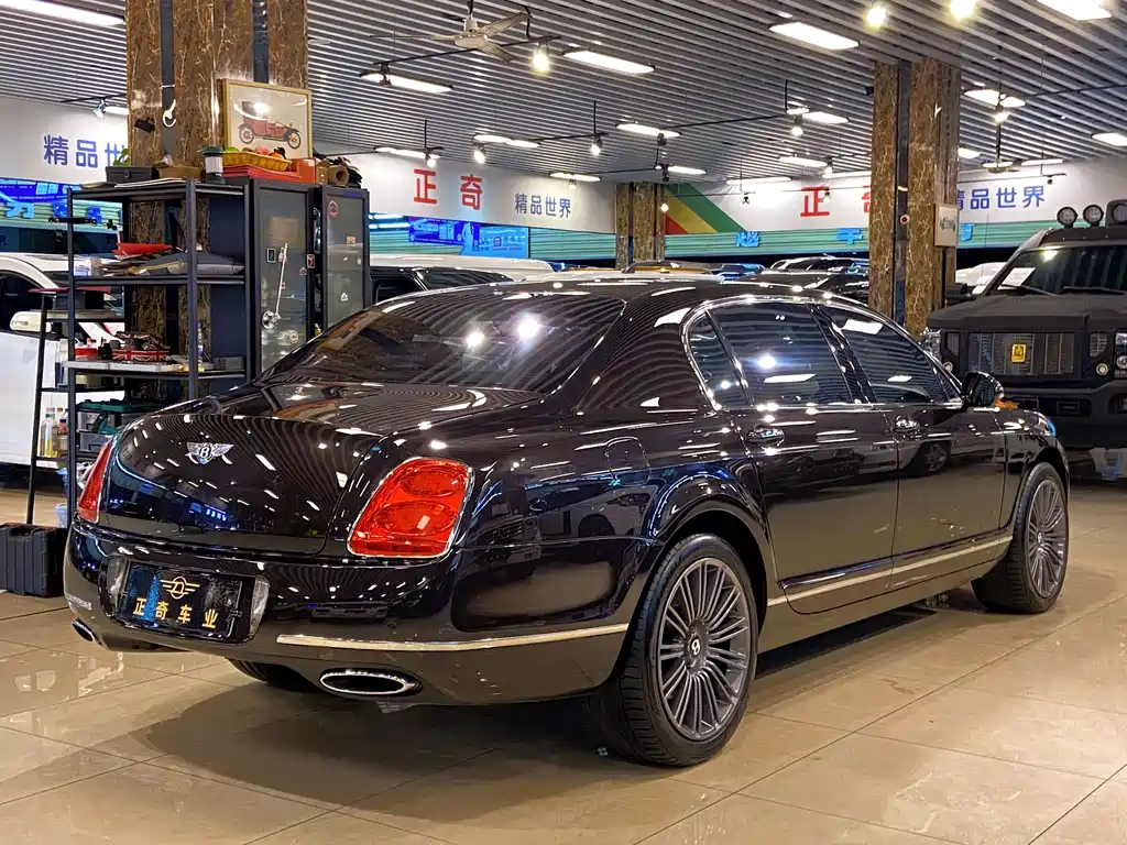 Bentley Flying Spur — миниатюра 4