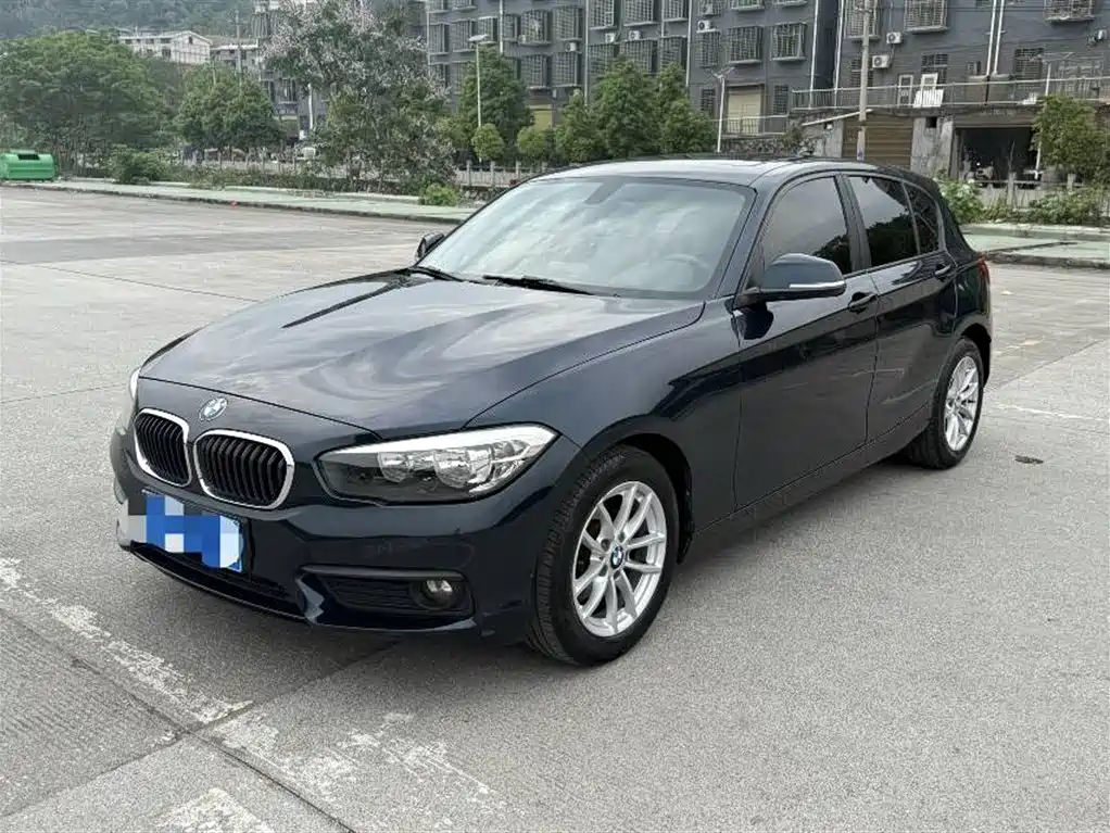 BMW 1 Series (Import) 2016