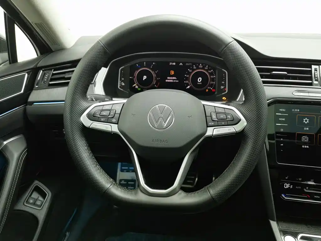 Volkswagen Magotan PHEV — миниатюра 11