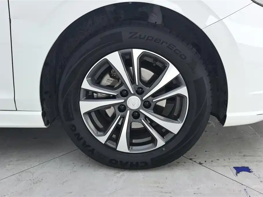 Changan Eado 2022 PLUS 1.6L GDI CVT Luxury