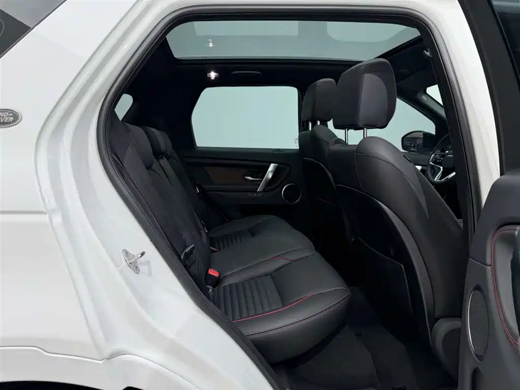 LAND ROVER DISCOVER NEW ENERGY SOURCES FOR SPORTS