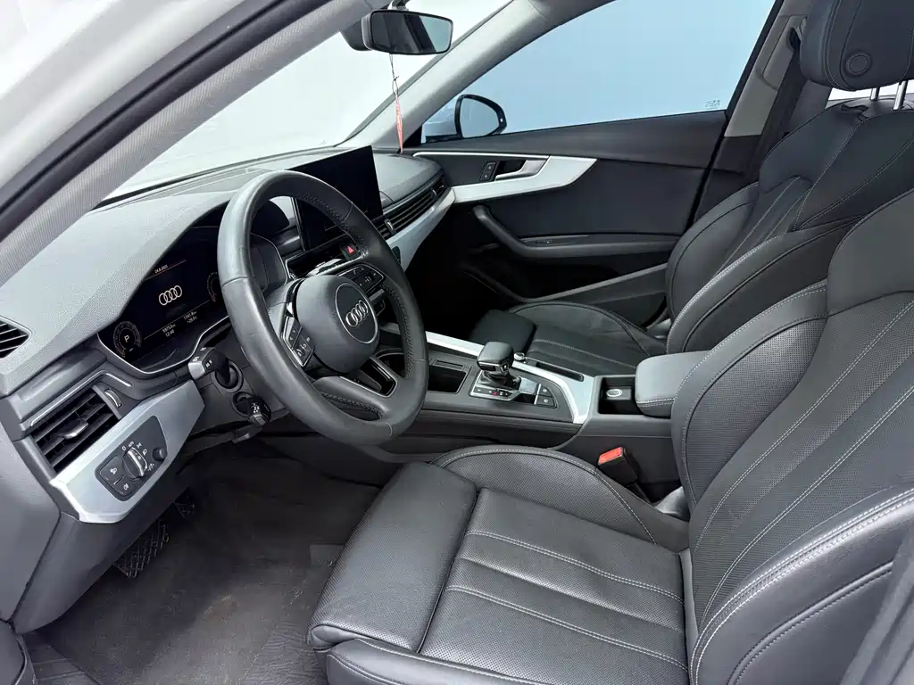 Audi A4L 2020 40 TFSI Fashion