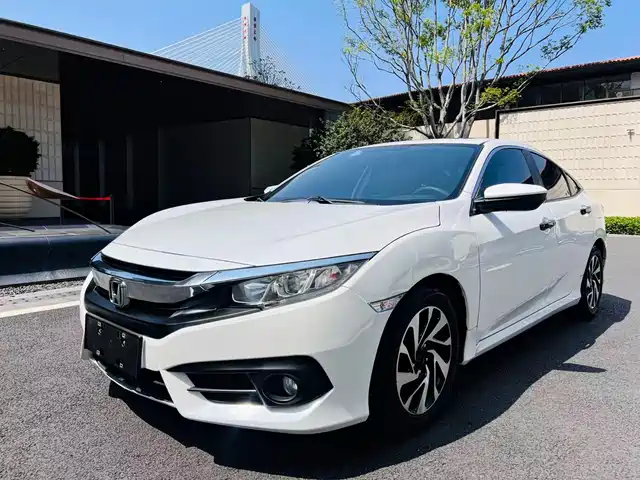 HONDA CIVIC 2018