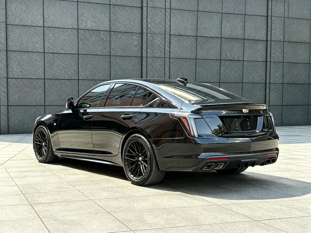 Cadillac CT5 — миниатюра 12