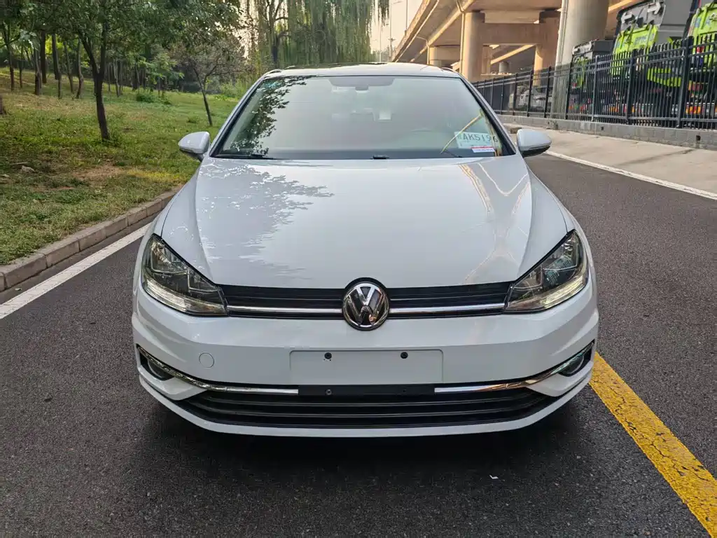 Volkswagen Golf — миниатюра 2