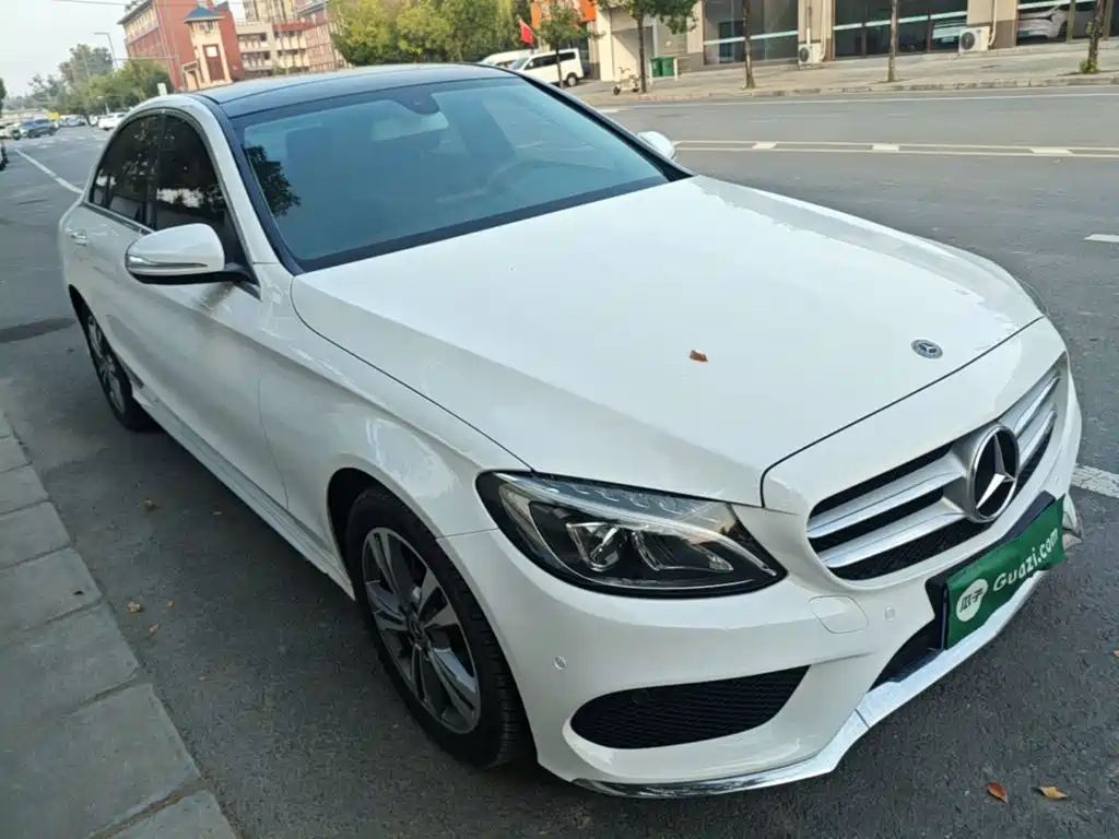 Mercedes-Benz C-Class — миниатюра 4