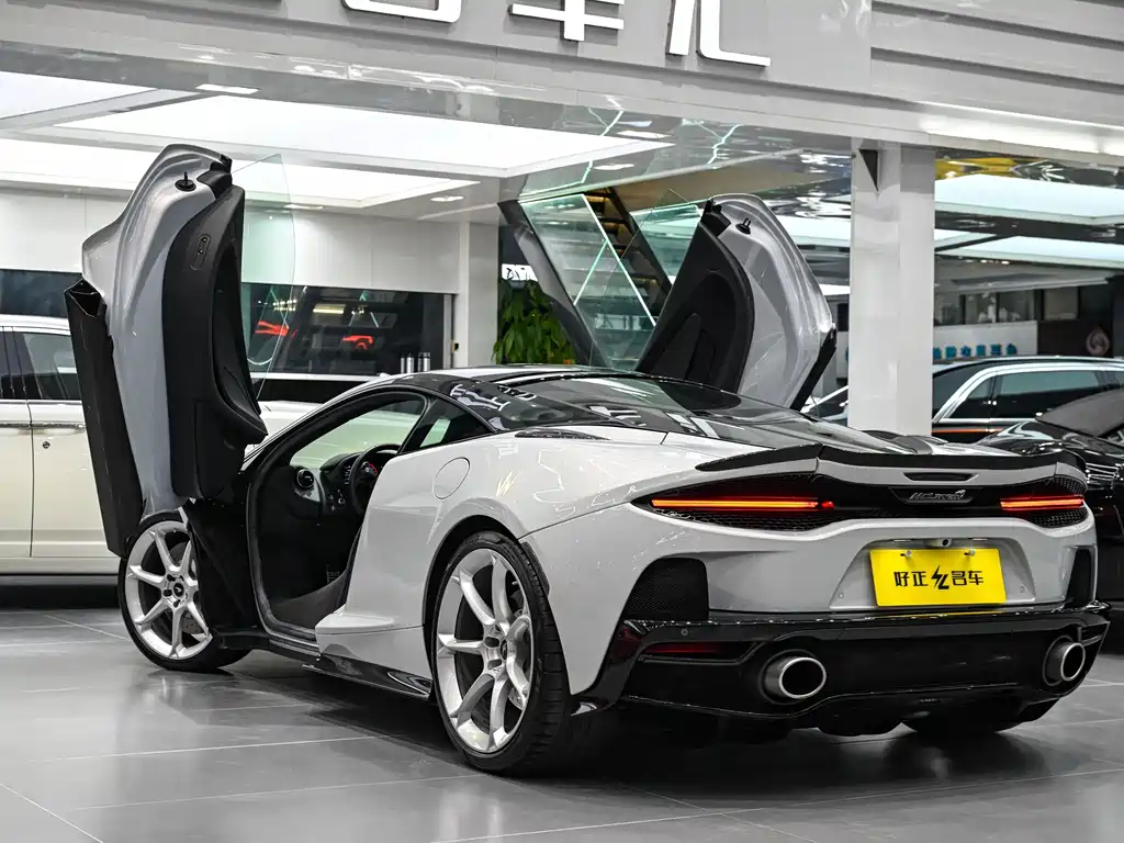 McLaren GT 2019 4.0T