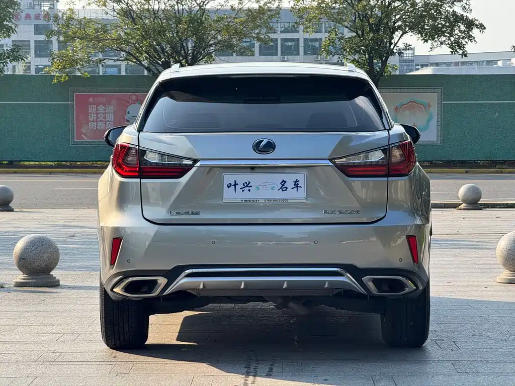Lexus RX — миниатюра 17