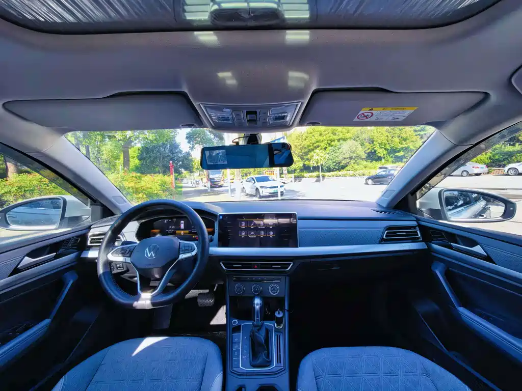 Volkswagen Lavida — миниатюра 6