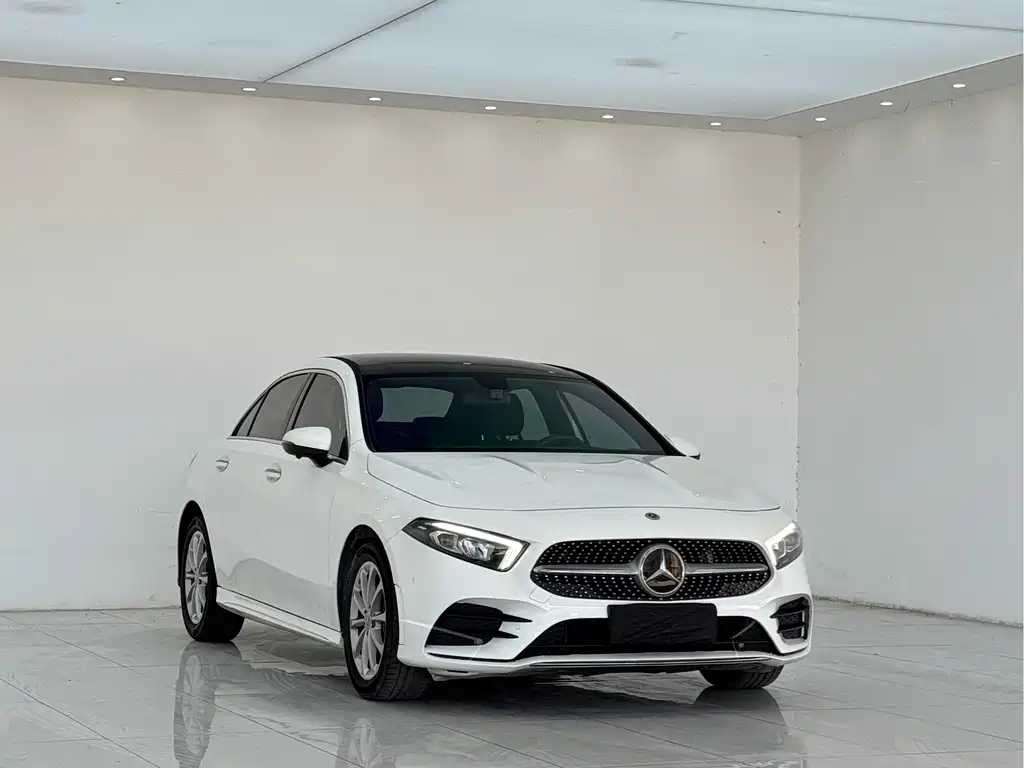 Mercedes-Benz A-Class — миниатюра 3