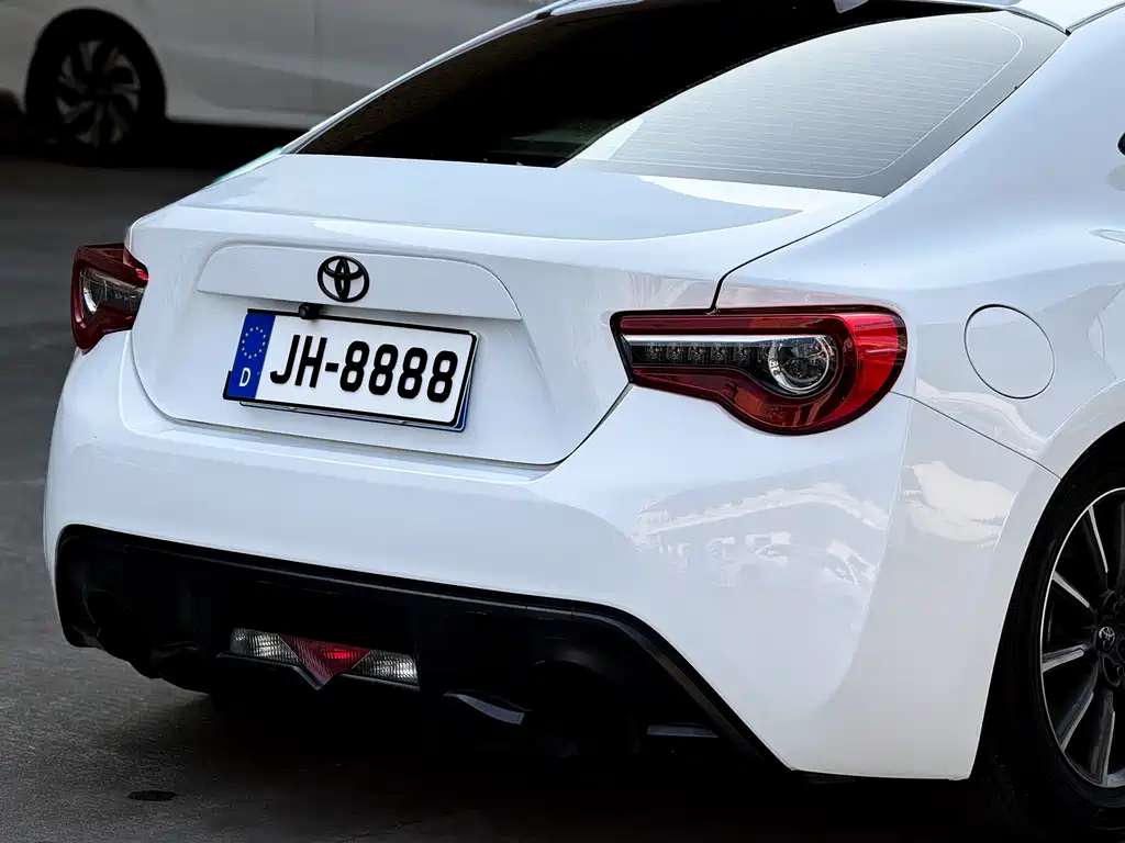 TOYOTA 86