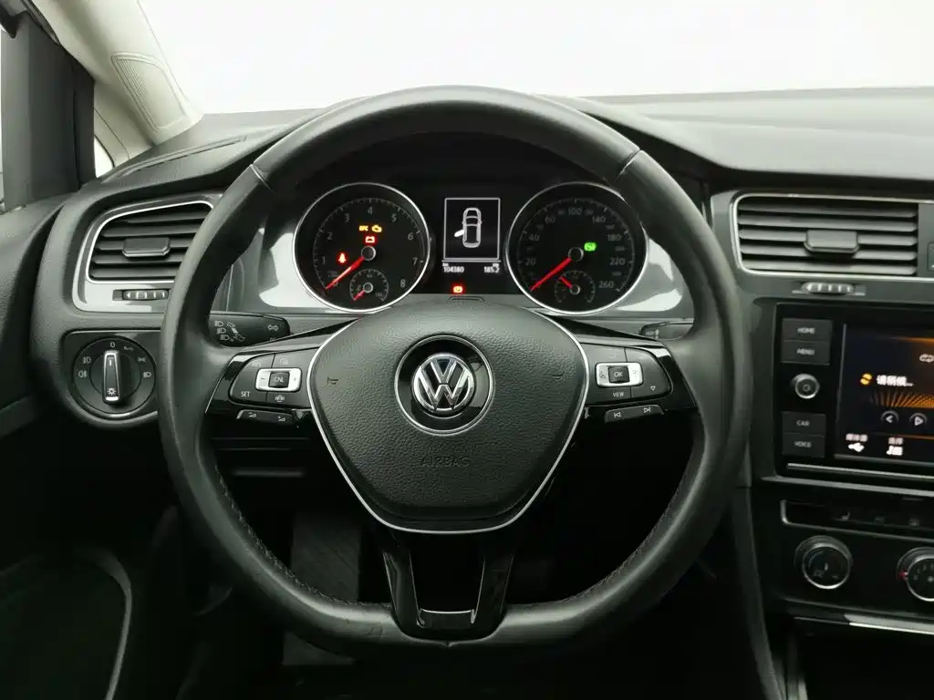 Volkswagen Golf — миниатюра 11