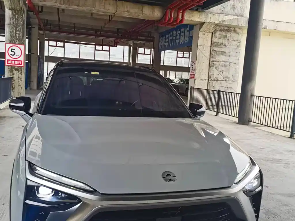 NIO ES8 — миниатюра 3