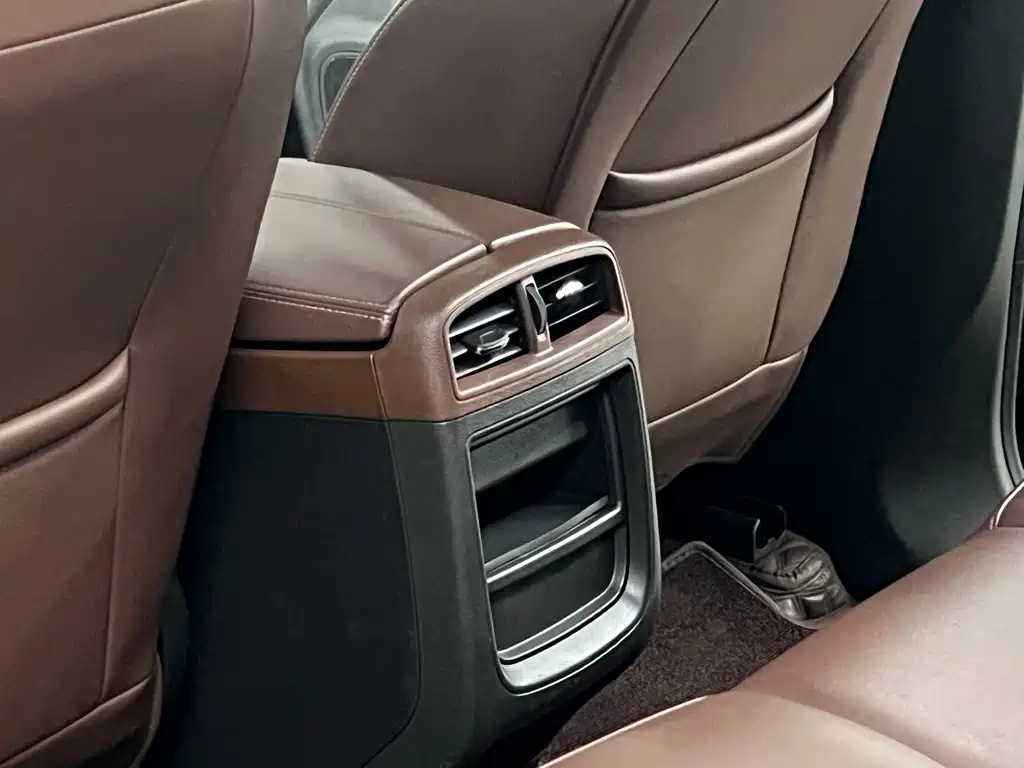 Buick Envision Plus — миниатюра 13