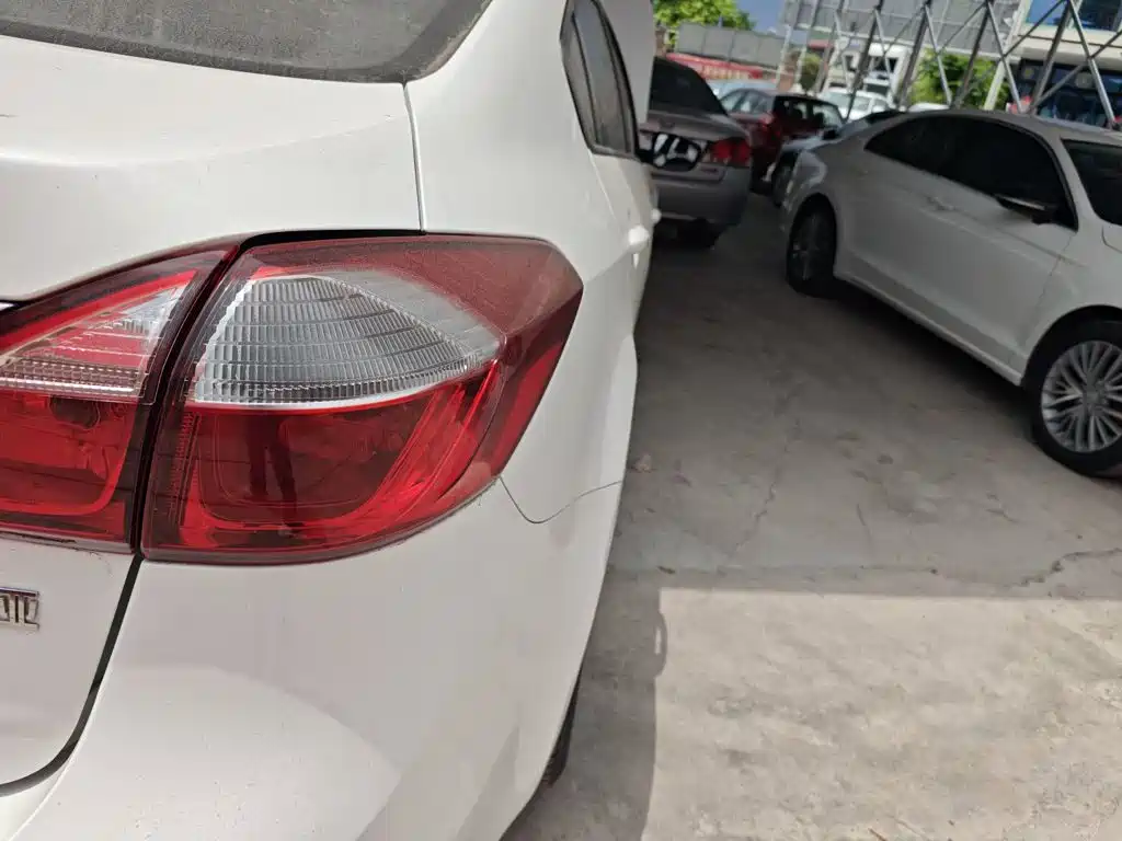 Kia K3 — миниатюра 8