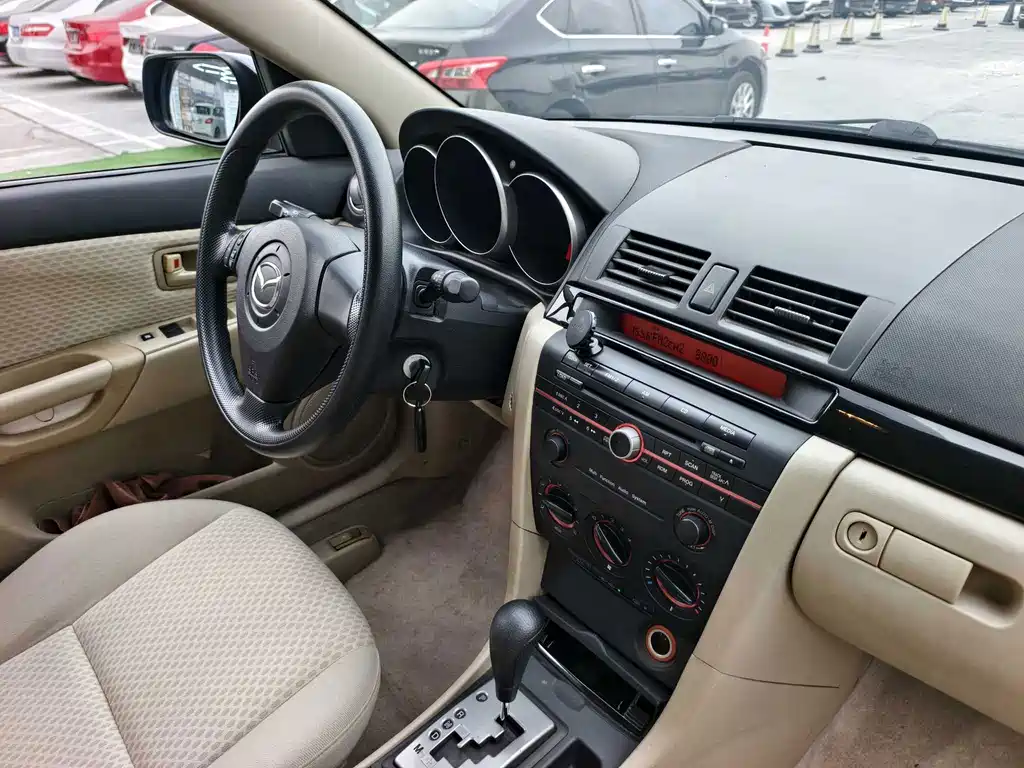 Mazda 3 — миниатюра 11