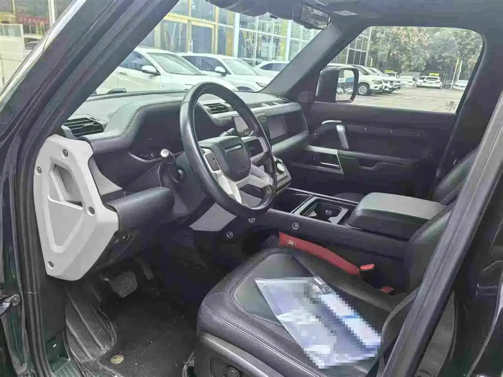 Land Rover Defender — миниатюра 5