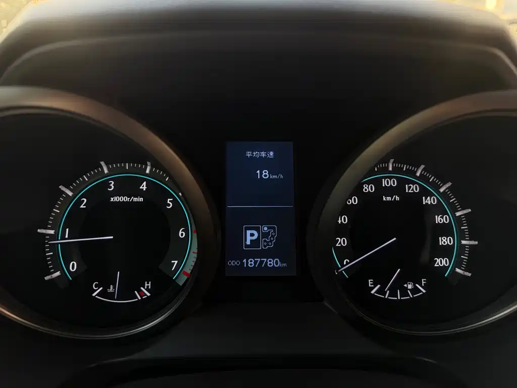 Toyota Prado — миниатюра 18