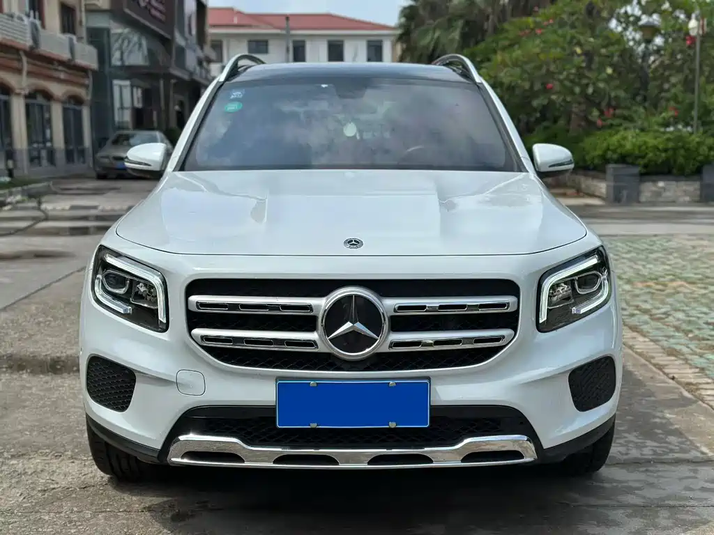 Mercedes-Benz GLB — миниатюра 2