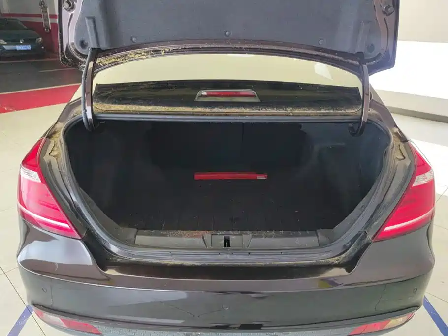 Geely Emgrand — миниатюра 4