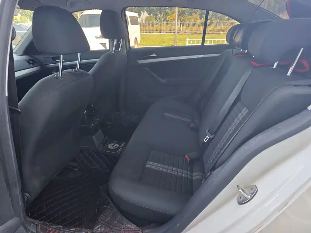Volkswagen Lavida — миниатюра 16