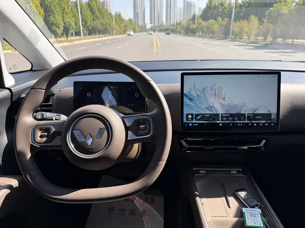 Wuling Xingguang 730 New Energy — миниатюра 11