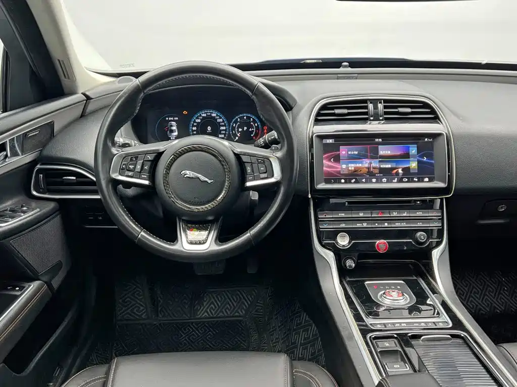 Jaguar XEL — миниатюра 17