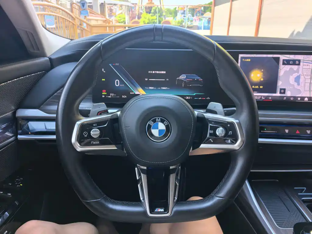 BMW 7 Series — миниатюра 16